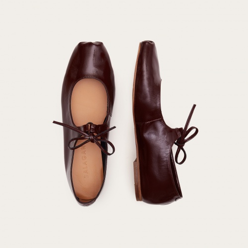 Batsheva Ballerina, glossy bordo